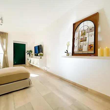 Entire 2 Bedroom Family Friendly House In Belem 3 To 5 Guests * Lissabon