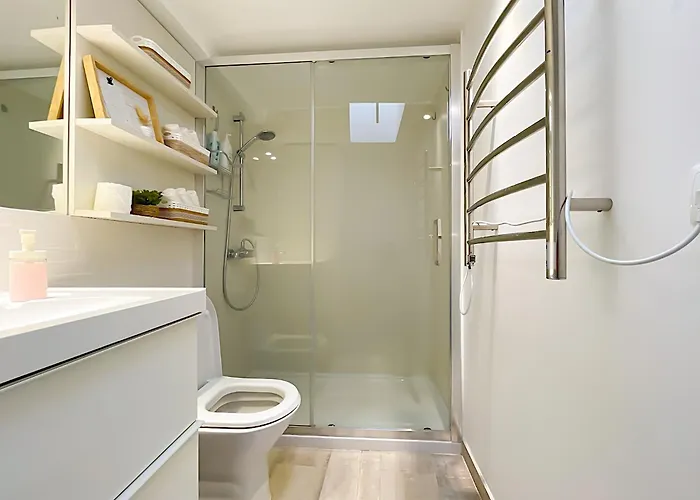 Entire 2 Bedroom Family Friendly House In Belem 3 To 5 Guests 펜션 리스본