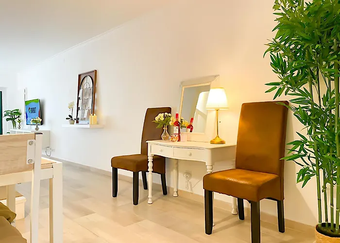 Entire 2 Bedroom Family Friendly House In Belem 3 To 5 Guests