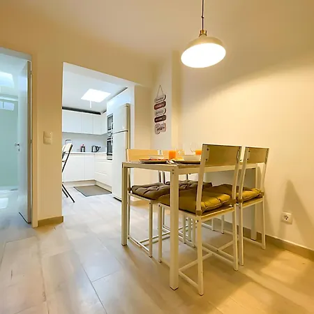 Nyaraló Entire 2 Bedroom Family Friendly House In Belem 3 To 5 Guests Lisboa