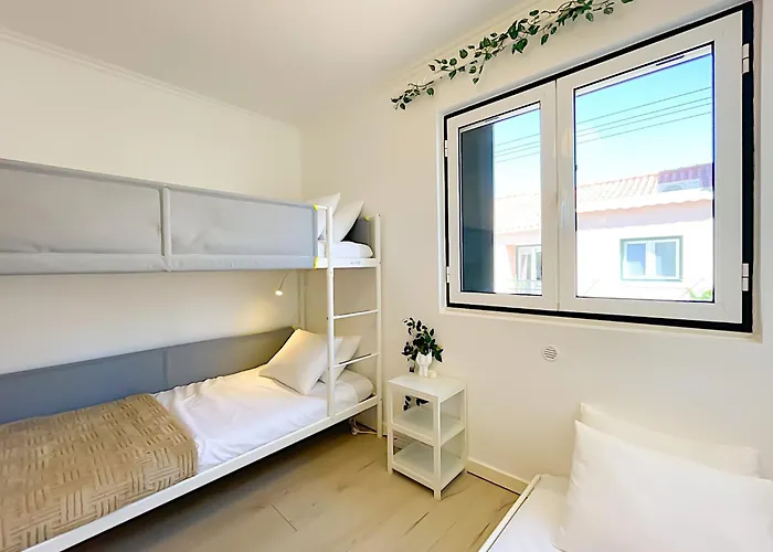 Entire 2 Bedroom Family Friendly House In Belem 3 To 5 Guests